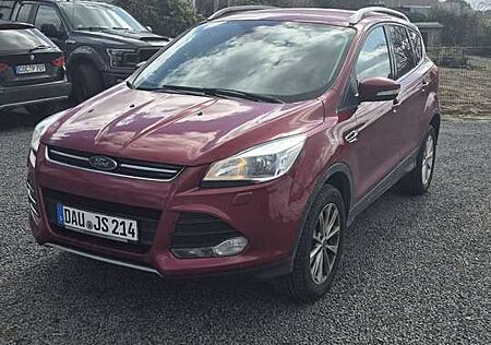 Ford Kuga 2.0 TDCi 2x4 SYNC