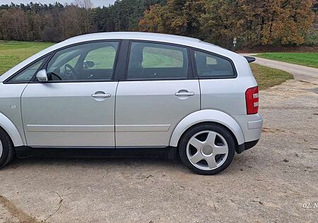 Audi A2 1.4 75 PS Benziner
