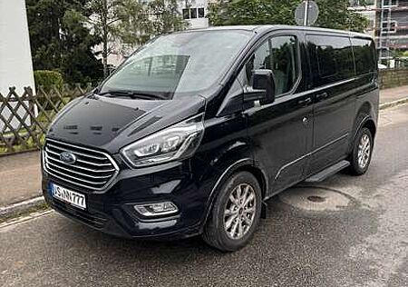Ford Tourneo Custom 320 L2H1 VA Autm. Titanium