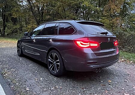 BMW 320d 320 Touring Aut. Sport Line LED AHK Head-Up
