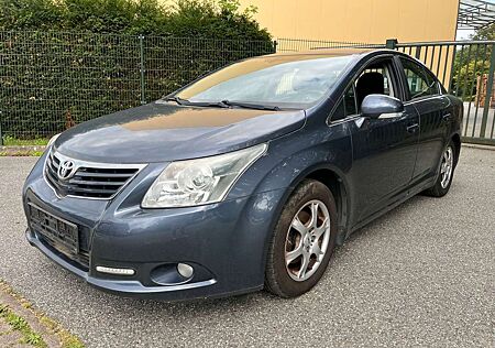 Toyota Avensis 1.8 Sol