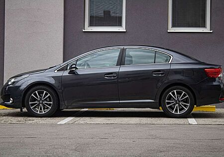 Toyota Avensis 2.2 Diesel D-4D Edition