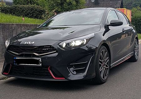 Kia Cee'd Ceed / 1.6 T-GDI DCT7 OPF GT