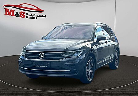 VW Tiguan Volkswagen 1.5 Active - LED - NAVI - PDC - Kamera