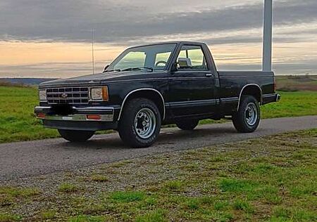Chevrolet S-10 tahoe
