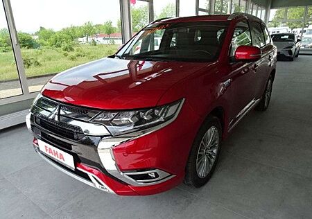 Mitsubishi Outlander PHEV Plus Spirit 4WD