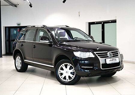 VW Touareg Volkswagen 3.0|LEDER|NAVI|XENON|PDC|TEMPOMAT|SERVO|