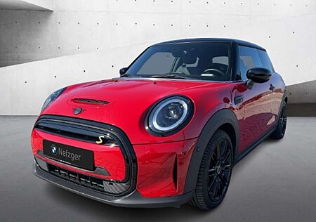 Mini Cooper SE Classic Trim Navi Digitales Cockpit LED Pano