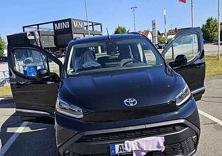 Toyota Pro Ace Proace City verso L1 1,2l Team D