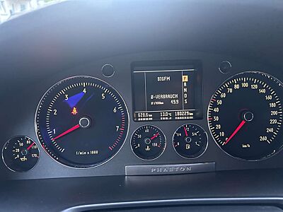 Volkswagen Phaeton 3.2 V6 4MOTION Automatik (5 Sitzer)