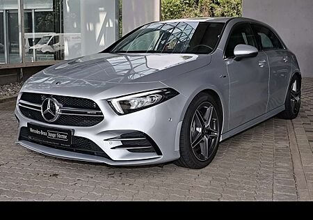 Mercedes-Benz A 35 AMG 4M Kompaktlimousine AMG LED+Tempomat