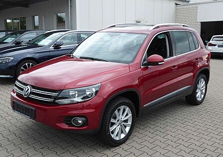 VW Tiguan Volkswagen 2.0 TDI DPF 4Motion DSG Track & Style AHK