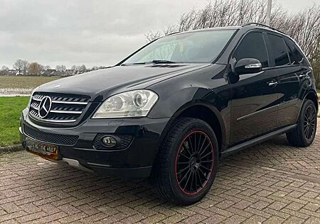 Mercedes-Benz ML 320 CDI 4Matic 7G-TRONIC