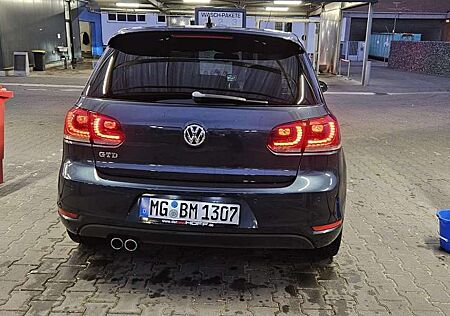 VW Golf Volkswagen 2.0 TDI DPF GTD