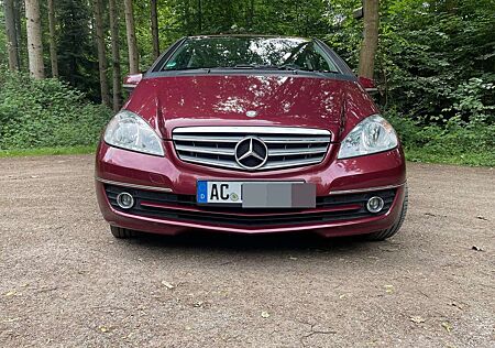 Mercedes-Benz A 160 BlueEFFICIENCY Elegance