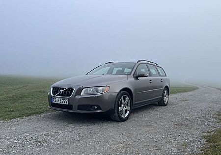Volvo V70 D5 | Angängerkupplung | Gepflegt