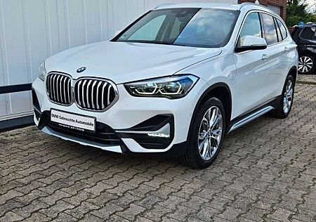 BMW X1 xDr 20d*NAVI+*HUD*X LINE*AHK*KAMERA*KEYLESS