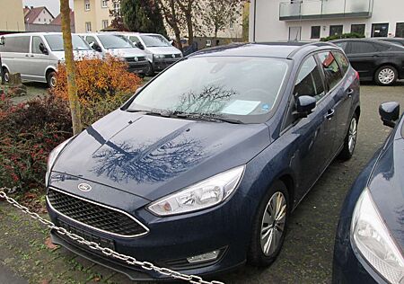 Ford Focus Turnier 1.5 TDCi Trend 1. Hand / PDC / Aut.