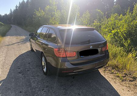 BMW 320d 320 Touring Sport Line