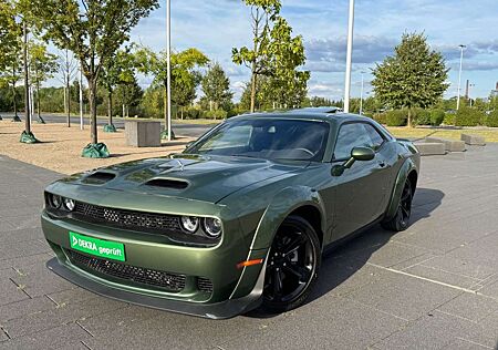 Dodge Challenger 5.7/AUTOMATIK/LEDER/XENON/18TKM/GEPFL