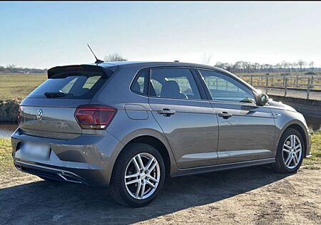 VW Polo Volkswagen 1.0 TSI DSG R-Line