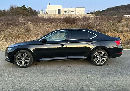 Skoda Superb 1.4 TSI iV DSG Style