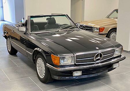 Mercedes-Benz SL 560