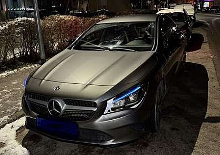 Mercedes-Benz CLA 200 d 4Matic 7G-DCT Peak Edition