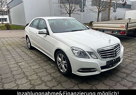 Mercedes-Benz E 350 4-Matic AVANTGARDE AUTOM. WEISS *TÜV NEU*