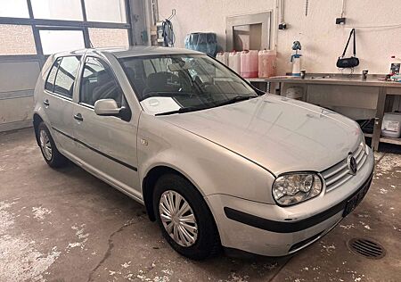 VW Golf Volkswagen 1.6 Automatik Comfortline, HU bis 10/2026