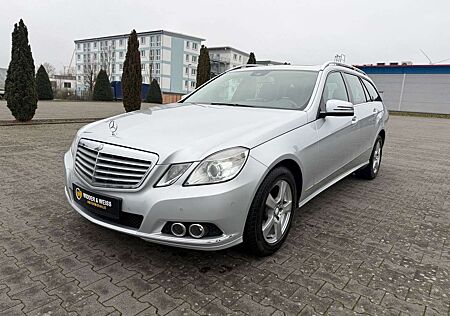 Mercedes-Benz E 220 CDI AUTOMATIK/NAVI/S-DACH/SPUR-PAKET/AHK