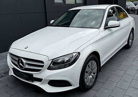 Mercedes-Benz C 180 CGI Limo Navi R-Kamera