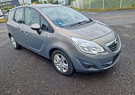 Opel Meriva B Design Edition