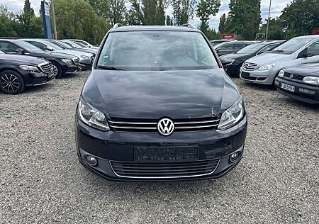 VW Touran Volkswagen Highline