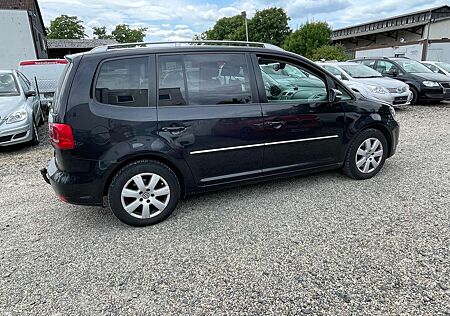 VW Touran Volkswagen Highline