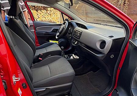 Toyota Yaris Typ 13m/KSP 13