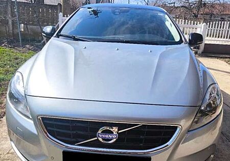 Volvo V40 D3