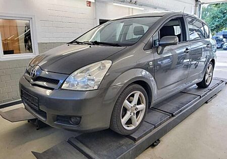 Toyota Corolla 2.2 D-CAT Sol 7-Sitzer Klima