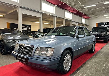 Mercedes-Benz E 250 DIESEL*1.HAND*KLIMAAUTO*H-ZULASS*TOP ZUSTA