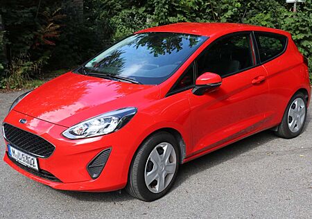 Ford Fiesta Top gepflegt, nur 9.700 km, 1. Hand – Race Red