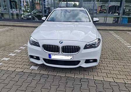 BMW 525d 525 Touring Sport-Aut. Modern Line