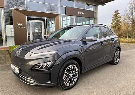 Hyundai Kona Prime 64KW Werksgarantie 2WD HUD Navi Leder Sounds