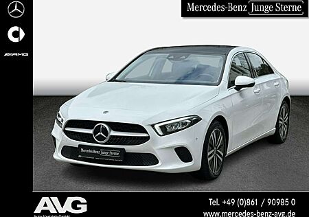 Mercedes-Benz A 200 Limousine Progressive Pano 7G LED Distr.