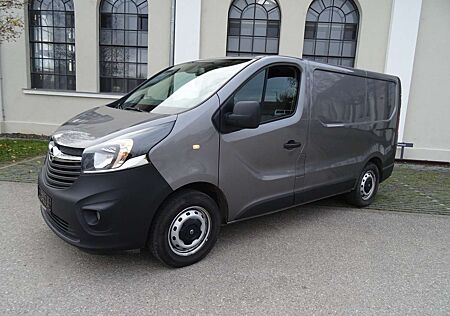 Opel Vivaro Kasten L1H1 2,7t - Euro 6 - 2.Hand - AHK