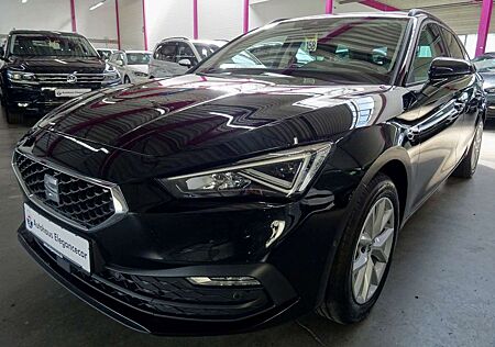 Seat Leon ST 2.0 TDI Style*PANO*AHK*ACC*CAM*KEY*BEATS