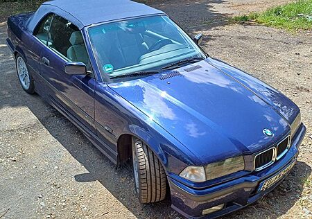 BMW 328i 328