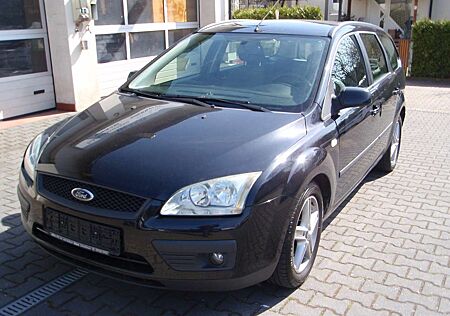Ford Focus Turnier 1.6 16V Titanium