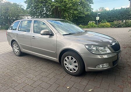 Skoda Octavia Combi 1.6 TDI DPF Ambiente