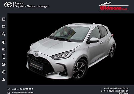 Toyota Yaris 1.5 Hybrid Team D Klima Safety-Paket