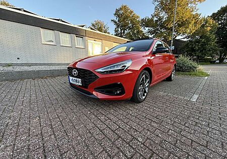 Hyundai i30 1.5 T-GDI 48V-Hybrid DCT Advantage Pano Ahk